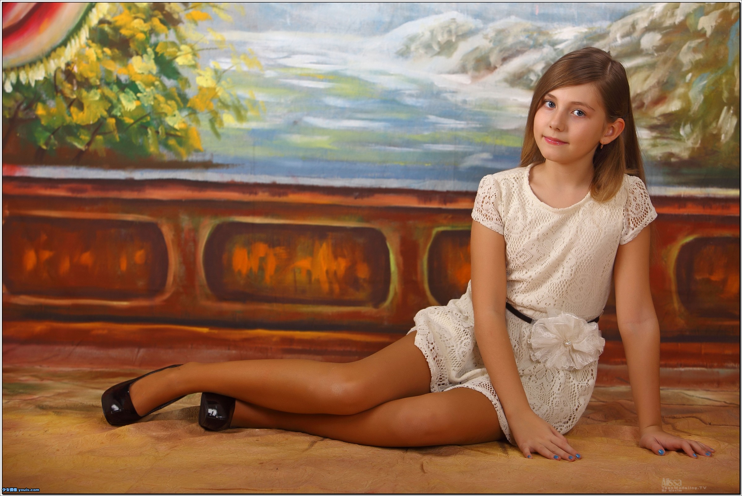 alissa_model_lacedress_teenmodeling_tv_041~1.jpg