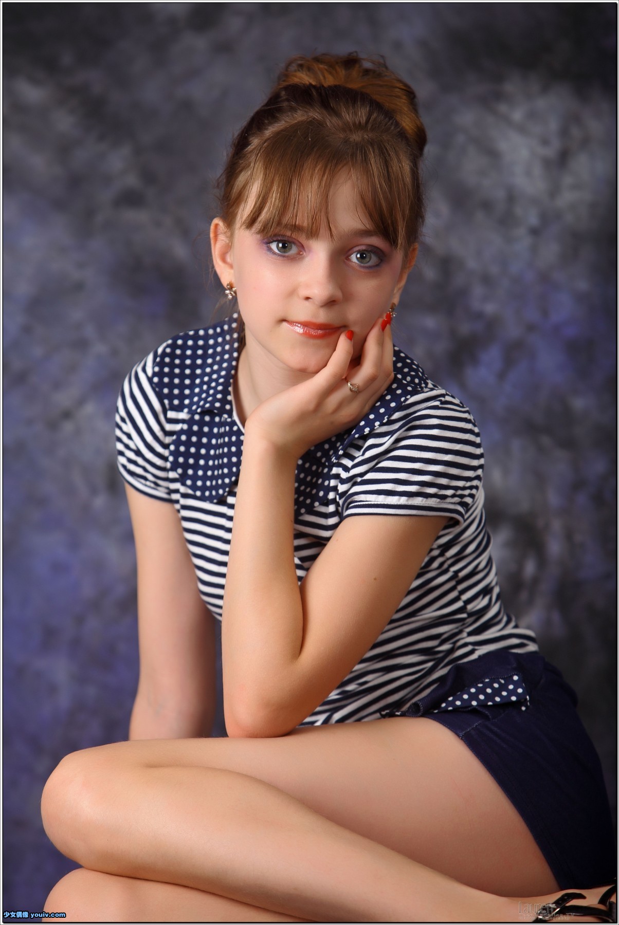 lauren_model_stripedtop_teenmodeling_tv_116~1.jpg